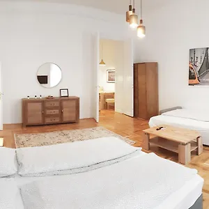 Luxury New Cozy Flat At Dob Street Nearby Gozsdu Court דירה
